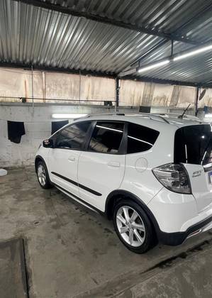 HONDA FIT 1.5 TWIST 16V FLEX 4P AUTOMÁTICO HONDA FIT 1.5 TWIST 16V FLEX 4P AUTOMÁTICO